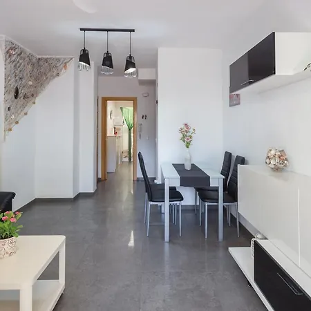 Delfines Apartament